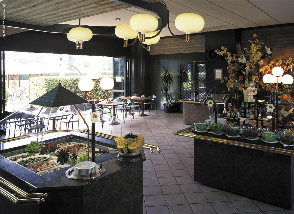 Nh Milano Congress Centre Hotel Assago Restoran gambar